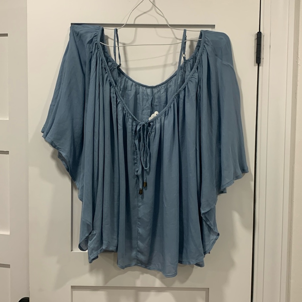 Off shoulder top Blue Size Small